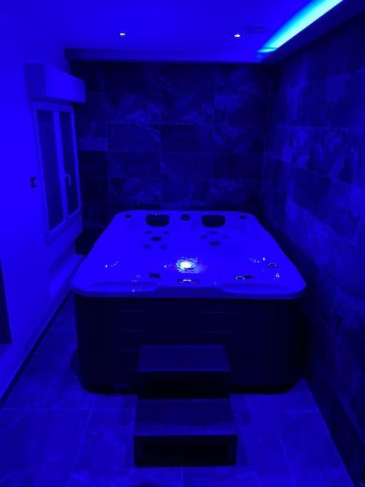 Maison Avec Jacuzzi Orange  Exterior foto
